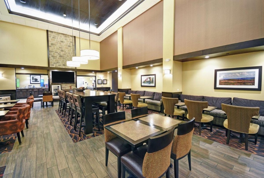 Hampton Inn By Hilton & Suites Milwaukee/Franklin Image 31