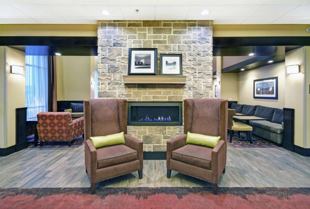 Hampton Inn By Hilton & Suites Milwaukee/Franklin Image 36
