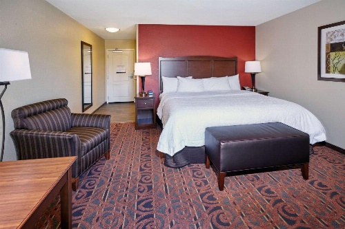 Hampton Inn By Hilton & Suites Milwaukee/Franklin image 4
