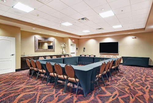 Hampton Inn By Hilton & Suites Milwaukee/Franklin image 50