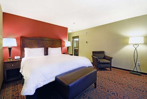 Hampton Inn By Hilton & Suites Milwaukee/Franklin image 9